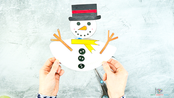 Snowman Paper Plate Craft - Super Simple