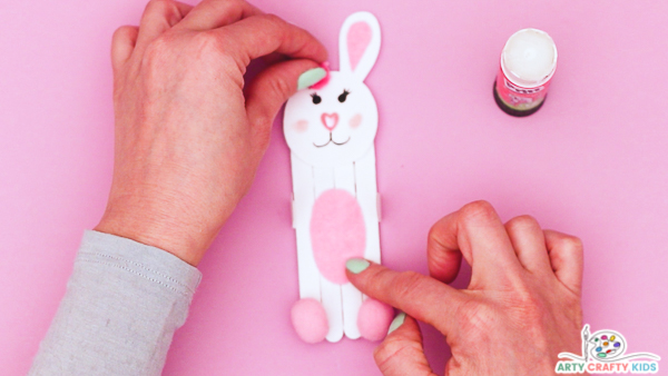 If you're looking for a quick and easy Easter craft for the kids, then we have you covered! This Popsicle stick bunny craft is not only adorable but super fun to make and can be customized by your Arty Crafty Kids!