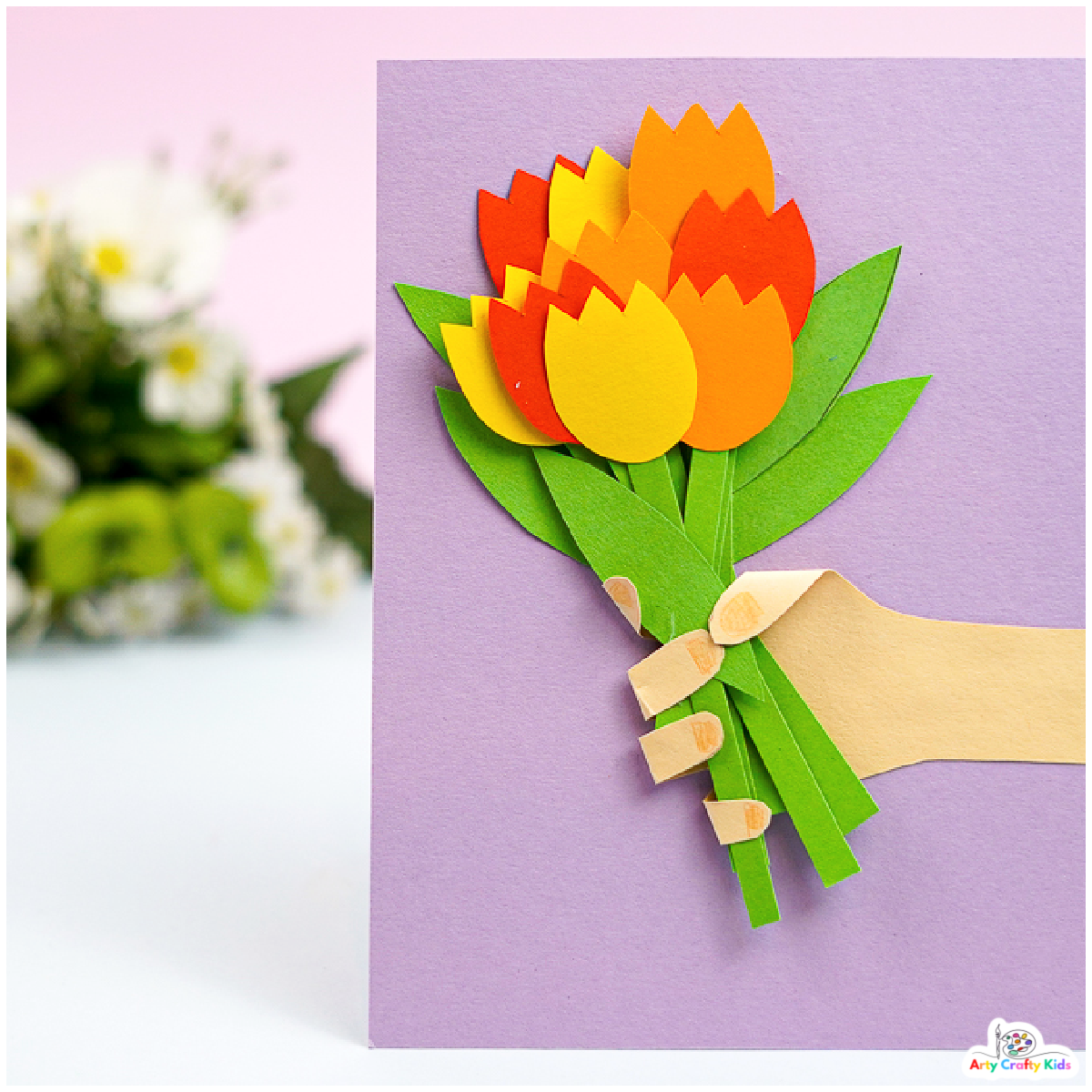 Mother's Day Flower Card for Kids to Make - An easy Mother's Day craft for the classroom or at home.
