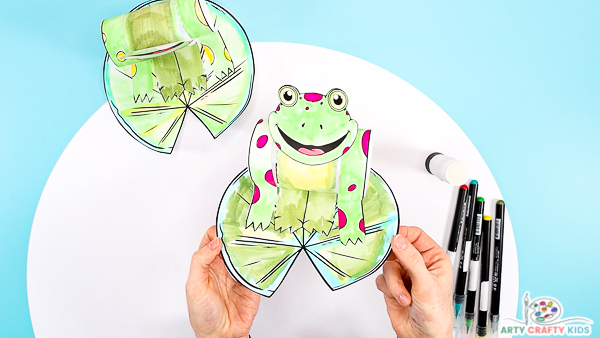 Image featuring the completed 3D Printable Frog Crafts.