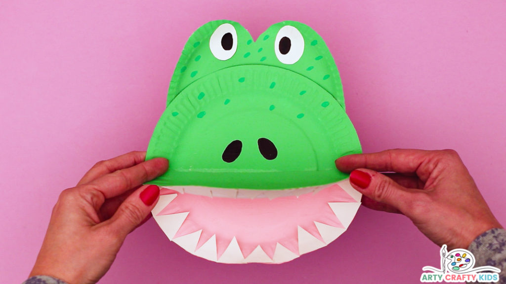 Get ready to meet your new toothy friend! Our Paper Plate Crocodile Craft is complete and ready to inspire imaginative play. This adorable crocodile features a 3D mouth and a big, cheerful smile. Crafted with love, this easy and fun project is perfect for kids of all ages, including preschoolers.