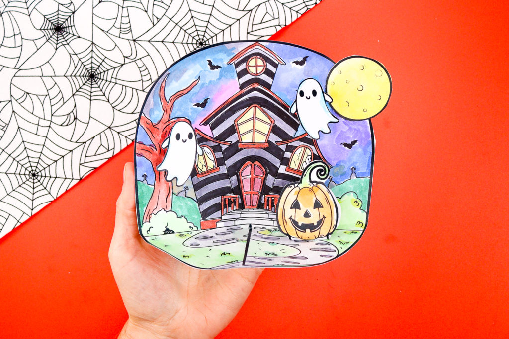 Enjoy a simple haunted house coloring page and craft with the kids this Halloween. Featuring a pop-up haunted castle and easy to make 3D ghosts and pumpkin. 