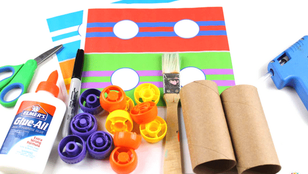 Paper Roll Race Cars - Craft Ideas for Kids - A cool car craft for kids using the humble toilet roll! #kidscraft